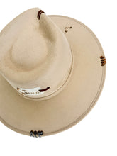 Charger l'image dans la galerie, Chapeau FEDORA Beige ICONIC