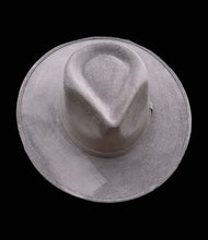 Charger l'image dans la galerie, Chapeau FEDORA Gris avec personnalisation