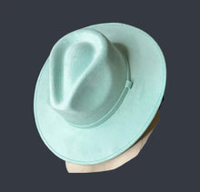 Charger l'image dans la galerie, Chapeau FEDORA Vert d'eau avec personnalisation