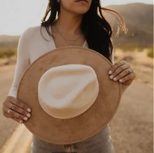 Charger l'image dans la galerie, Chapeau FEDORA Bi-couleurs avec personnalisation