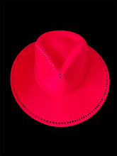 Carica l'immagine nel visualizzatore di Gallery, Chapeau FEDORA Rouge

