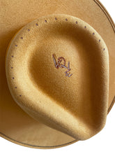 Charger l&#39;image dans la galerie, Chapeau FEDORA Moutarde
