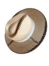 Charger l&#39;image dans la galerie, Chapeau FEDORA Camel
