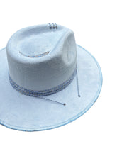 Charger l'image dans la galerie, Chapeau FEDORA Bleu Ciel
