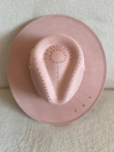 Charger l&#39;image dans la galerie, Chapeau FEDORA Vieux rose
