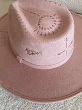 Charger l&#39;image dans la galerie, Chapeau FEDORA Vieux rose
