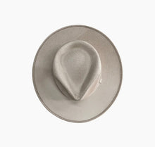 Charger l'image dans la galerie, Chapeau FEDORA Taupe avec personnalisation
